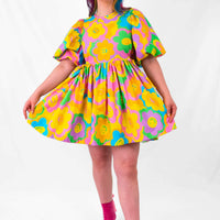 DAFFY SMILEY FLOWERS - IN STOCK