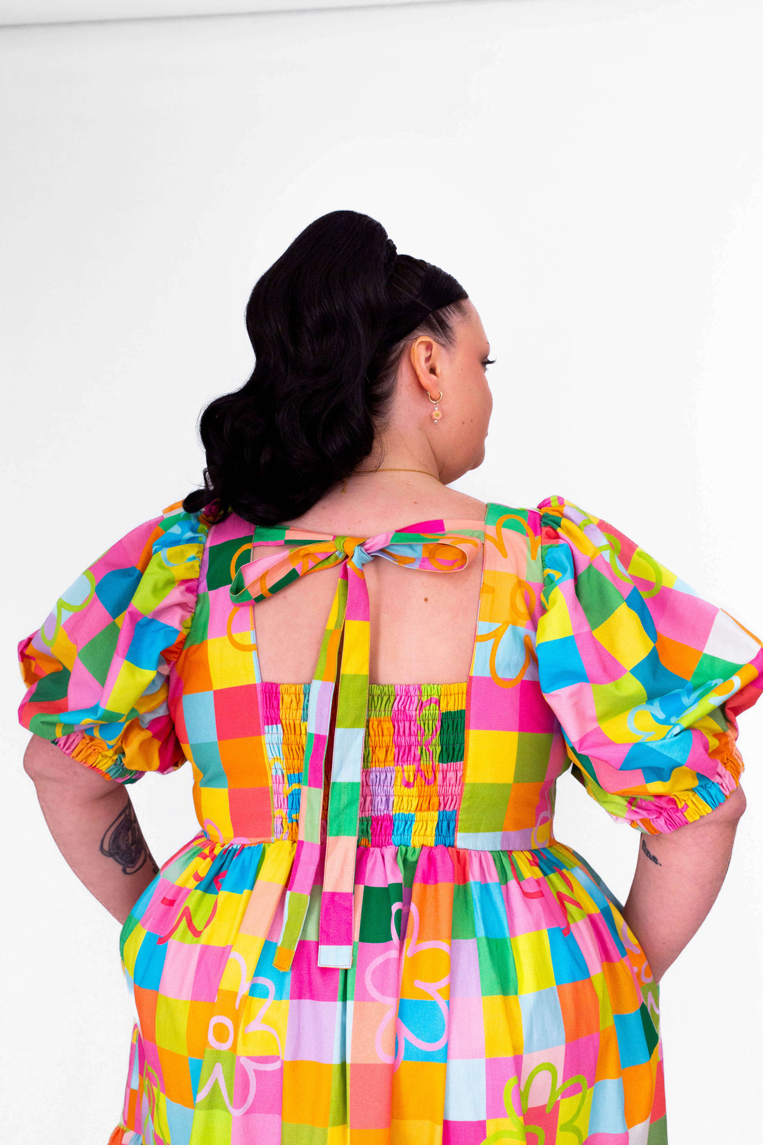 PRECIOUS PRETTY PIXELS