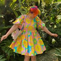 DAFFY SMILEY FLOWERS - IN STOCK